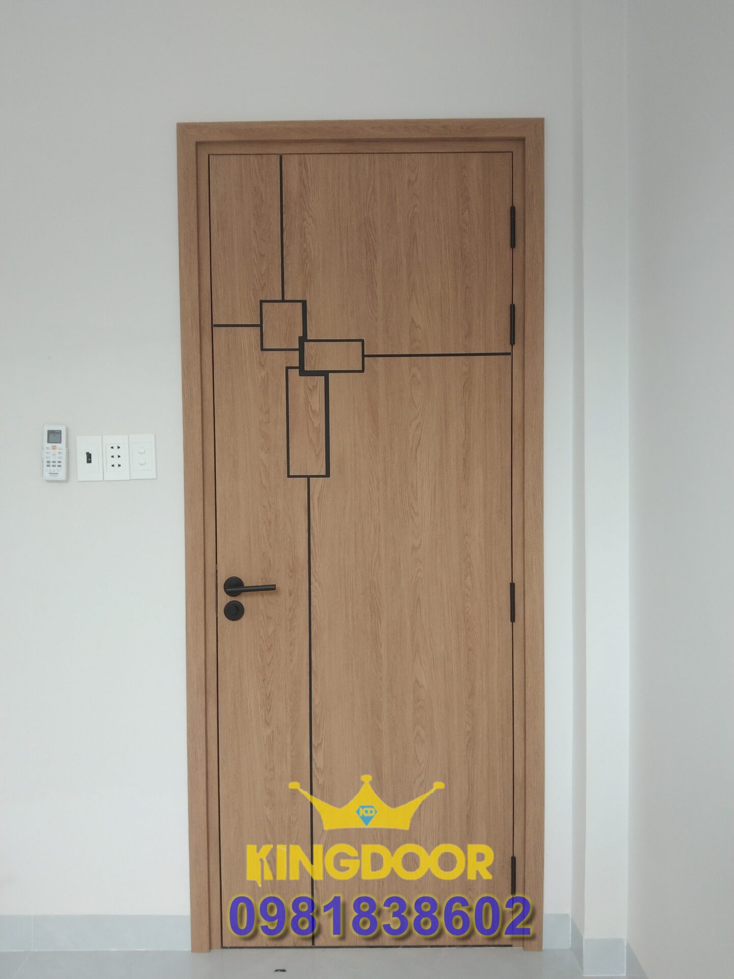 Mẫu Cửa Nhựa Composite